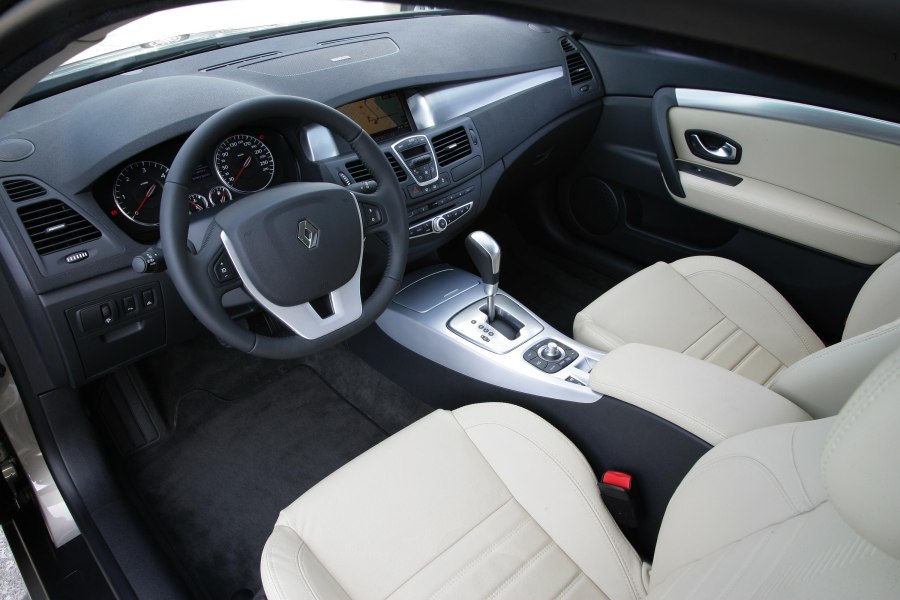 Renault Laguna 3 Coupe