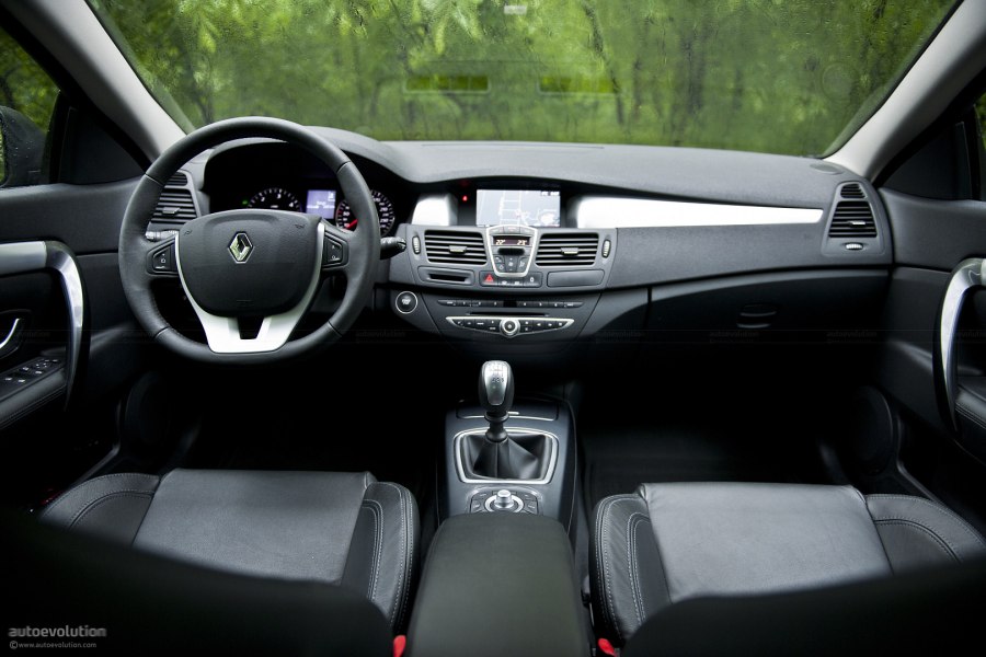 Renault Laguna Coupe салон