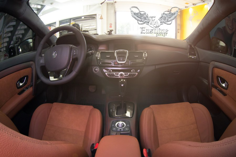 Renault Laguna 2001 салон
