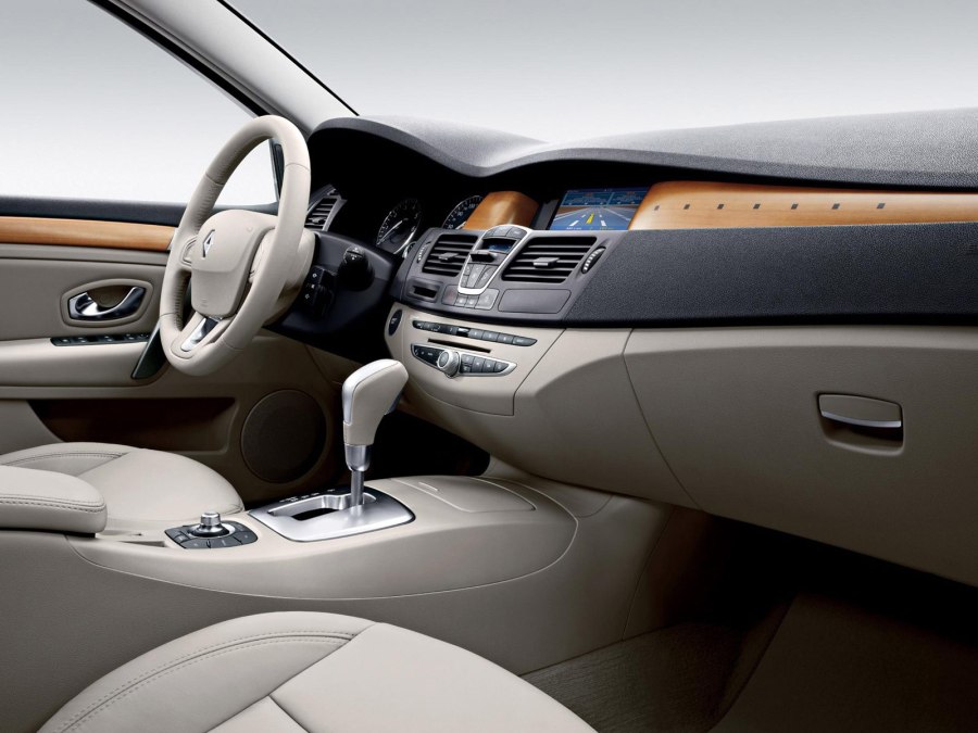 Renault Laguna 2007 салон