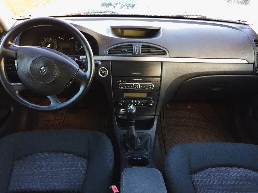 Renault Laguna 2 салон