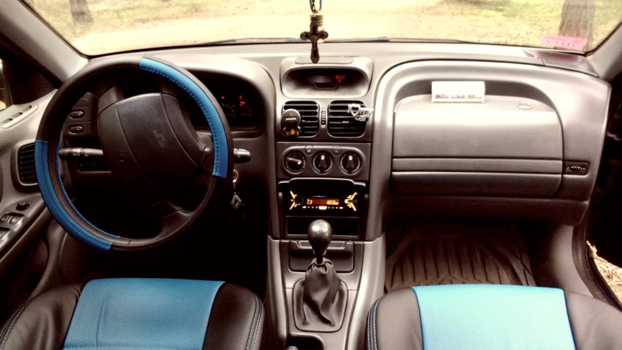 Renault Laguna 2004 салон