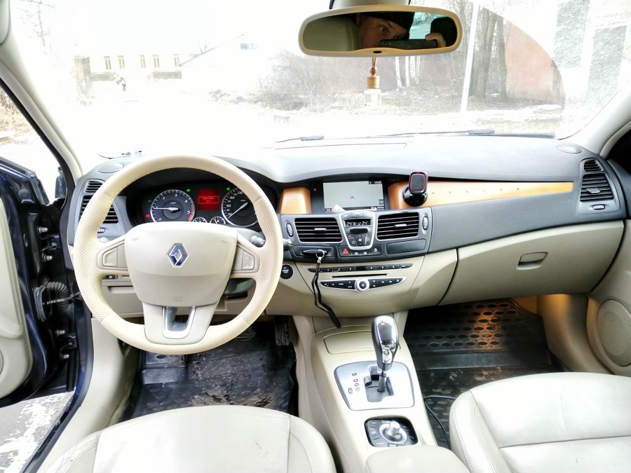 Renault Laguna Coupe салон
