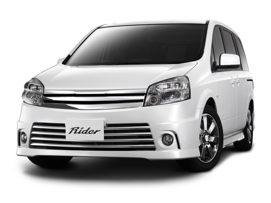 Nissan Lafesta b30
