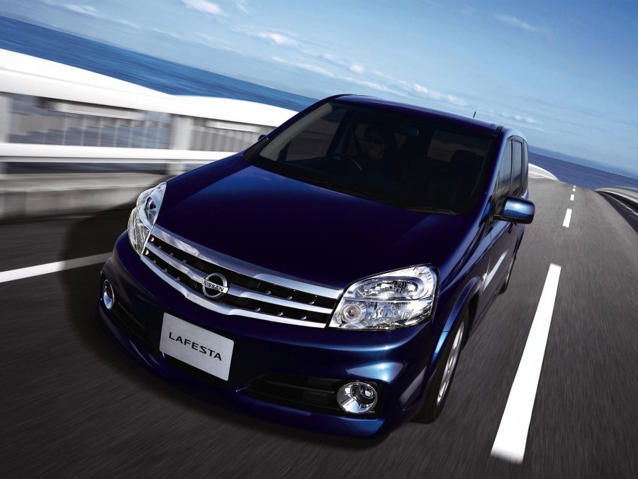 Nissan Lafesta Highway Star