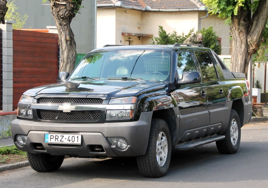 Chevrolet Avalanche 2003 года: