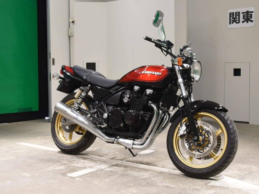 Хонда zr400