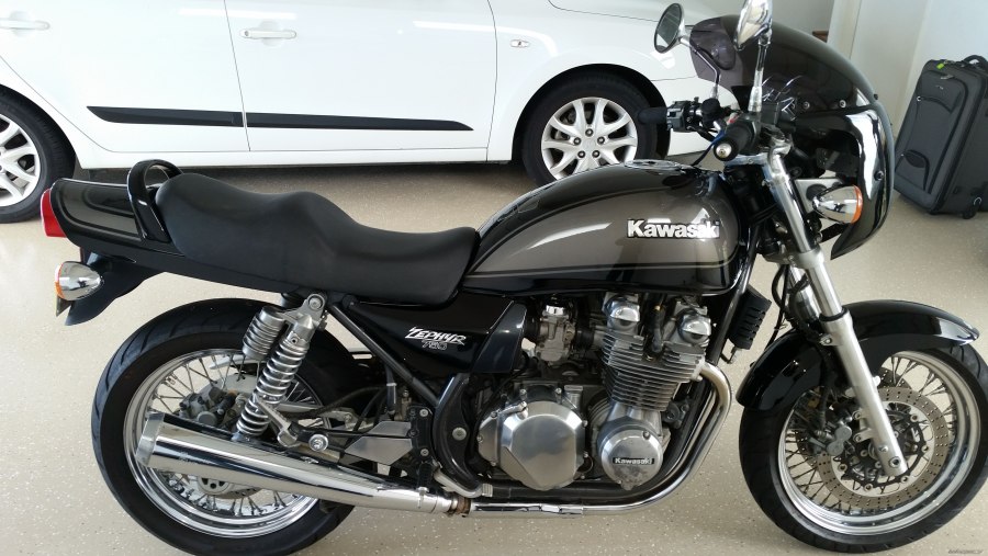 Мотоцикл Kawasaki Zephyr 400