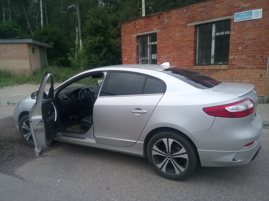 Renault Fluence 2012 обвес