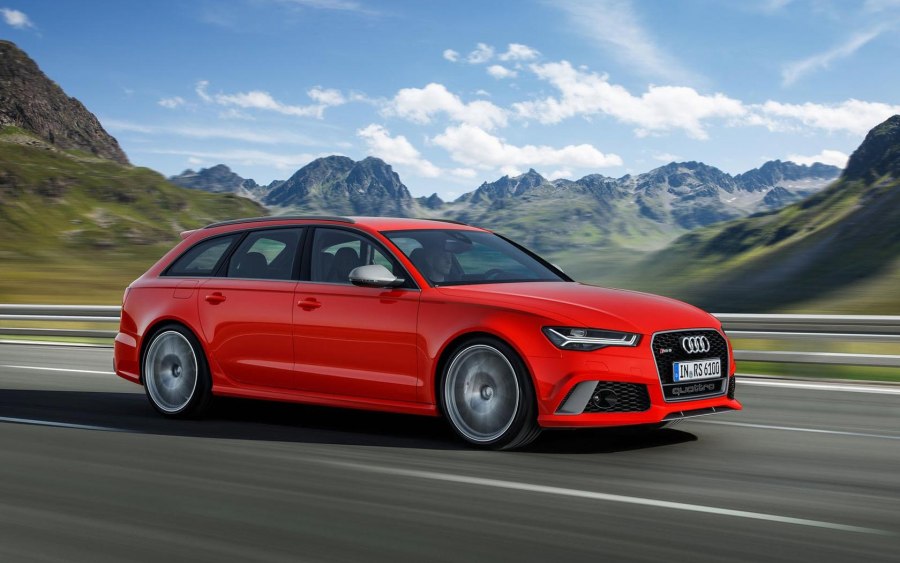 Ауди rs6 avant 2015