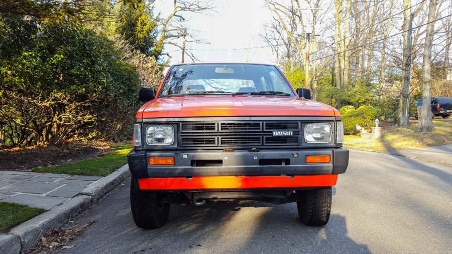 Nissan Datsun, 1985