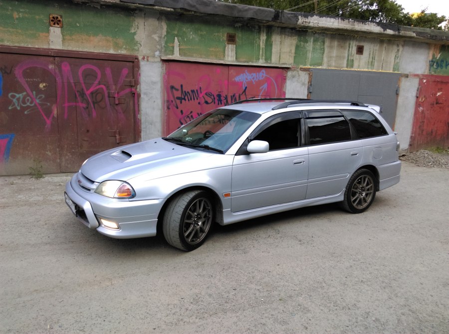 Тойота Калдина gt-t st215