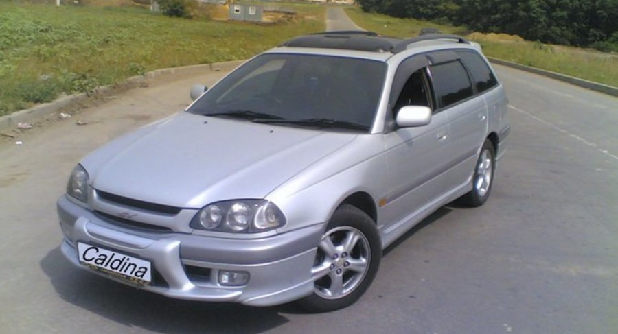 Тойота Калдина 2 1998 года