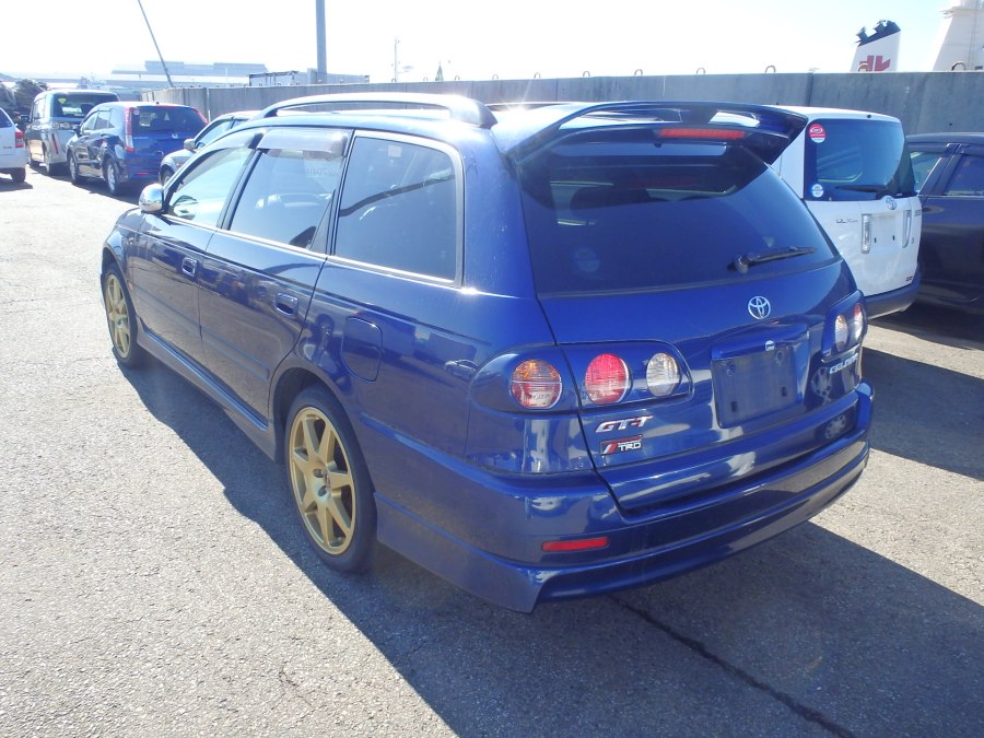 Тойота Калдина st215 2007