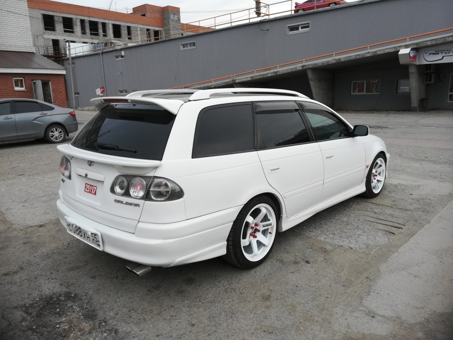 Toyota Caldina 215 GTT
