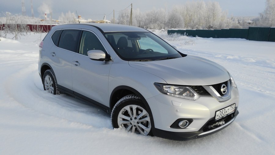 Серебристый Ниссан x Trail t32