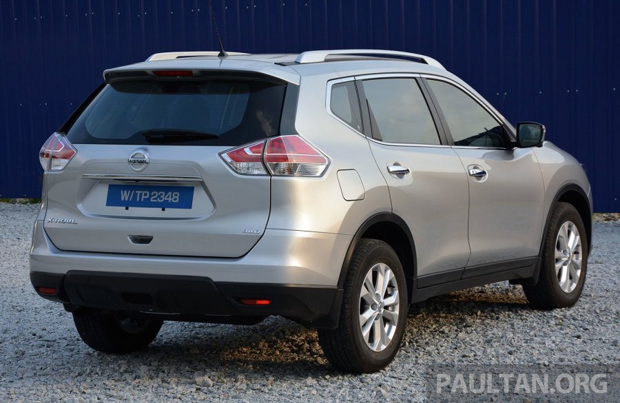 Nissan x-Trail t32 серебристый