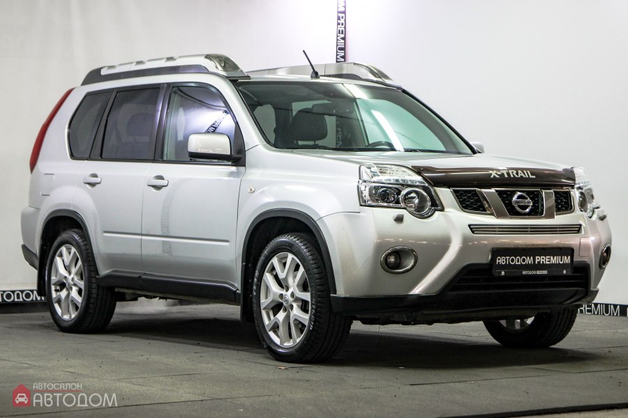 Nissan x Trail t32 серебристый металлик