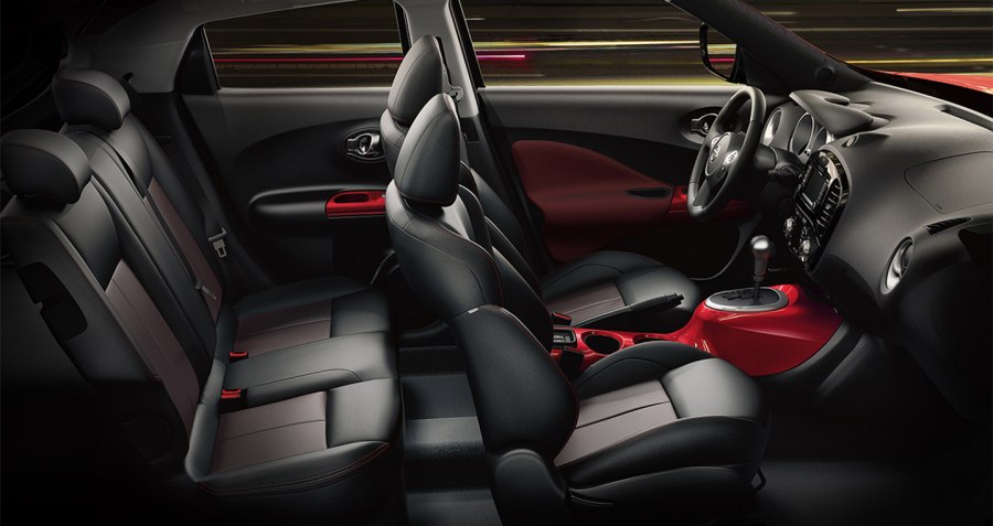 Nissan Juke 2011 салон