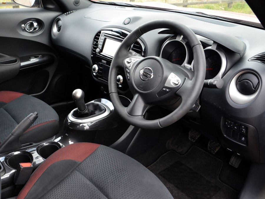 Nissan Juke 2010 салон