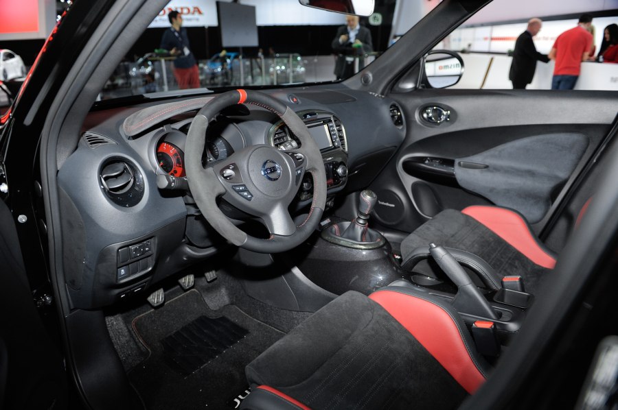 Nissan Juke 2015 салон