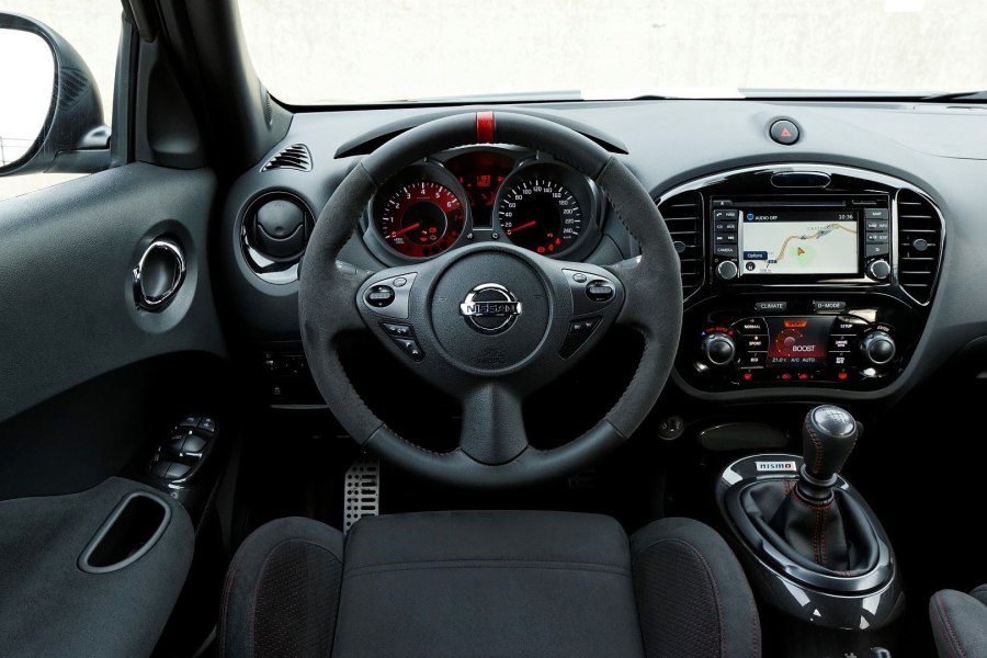 Nissan Juke Nismo салон