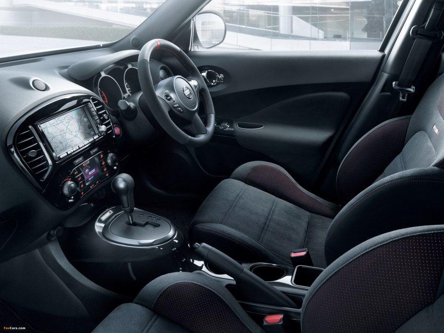 Nissan Juke 2018 салон