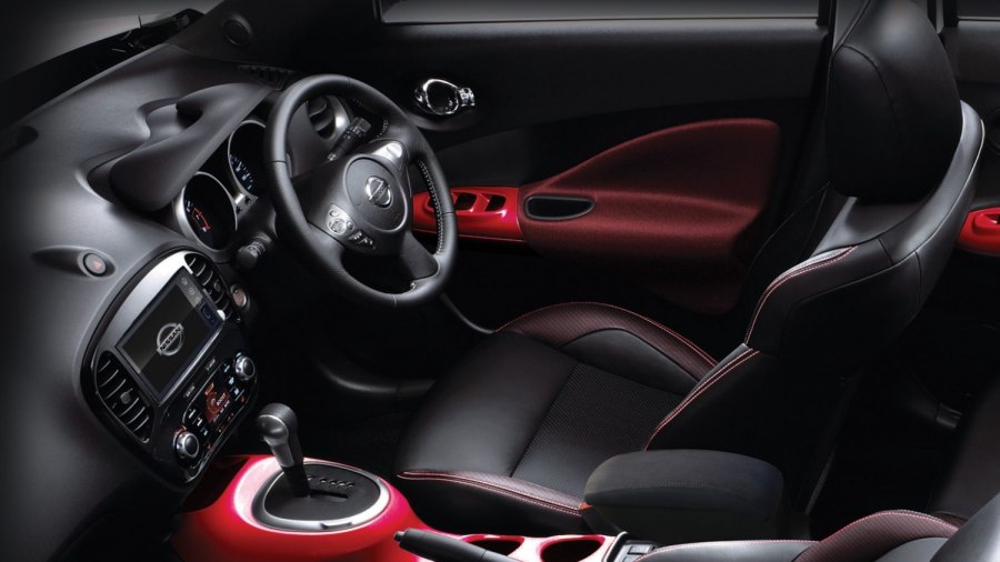 Nissan Juke inside 2013