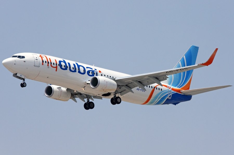 Самолет Флай Дубай Boeing 737