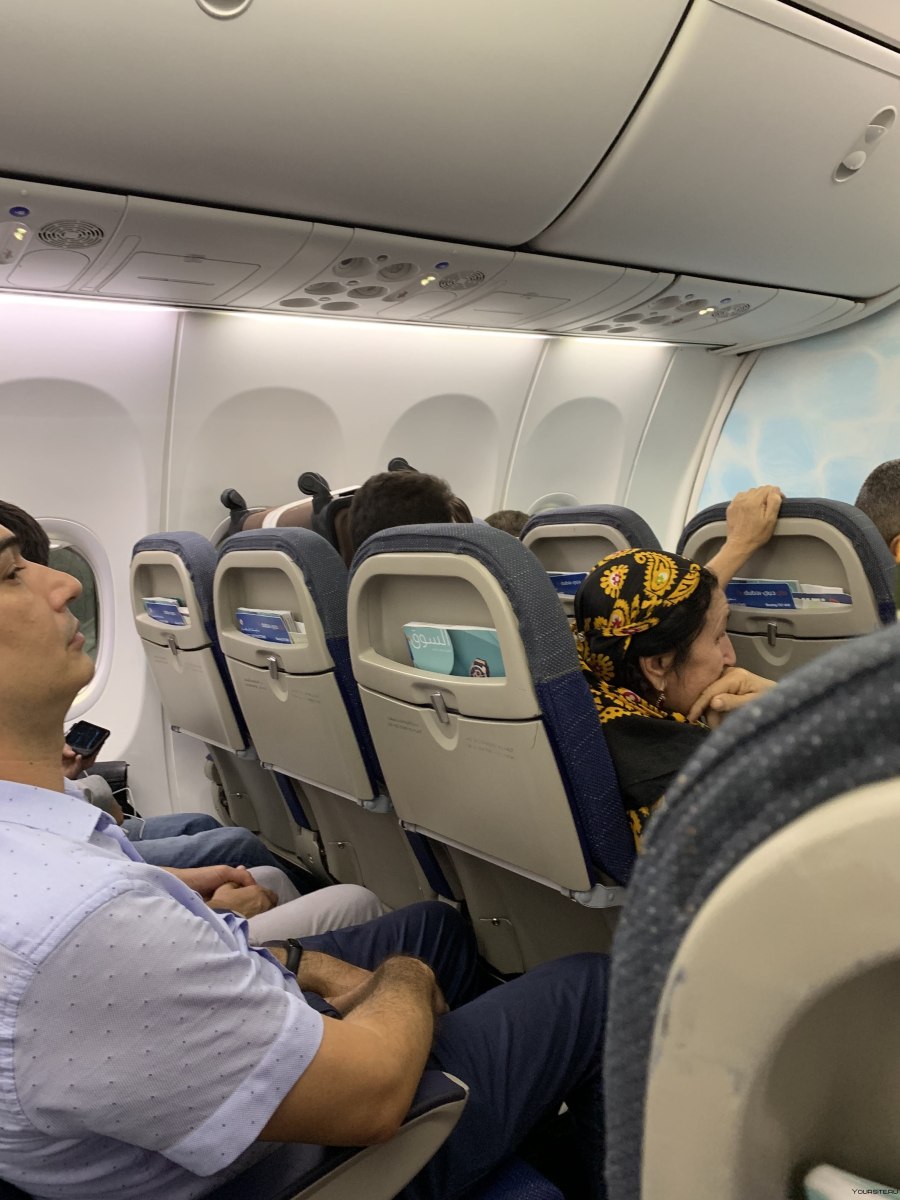 Самолёт b738 Fly Dubai