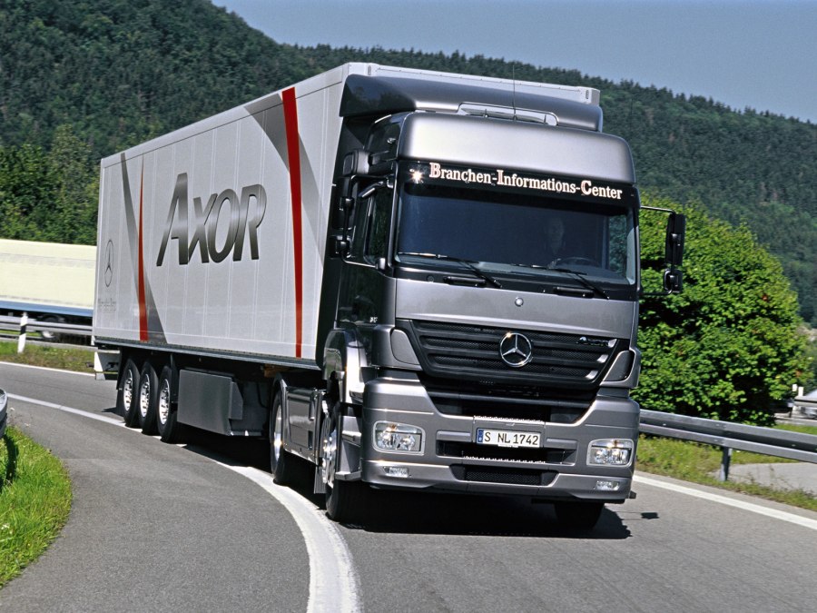 Mercedes-Benz Axor 2001