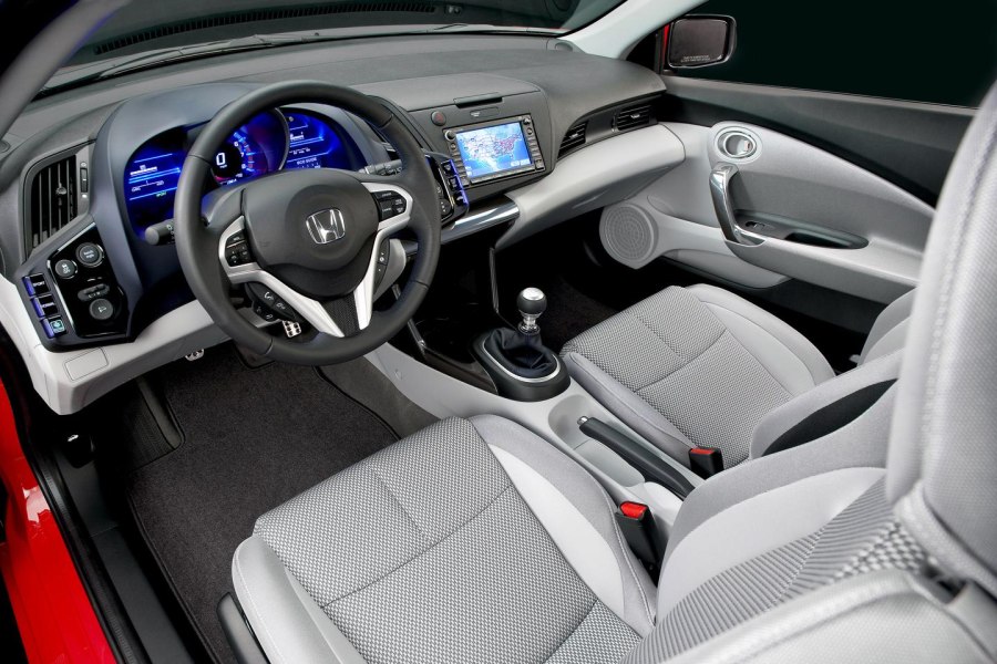 Хонда CR-Z гибрид
