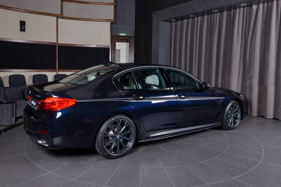 BMW 5 g30 черный карбон