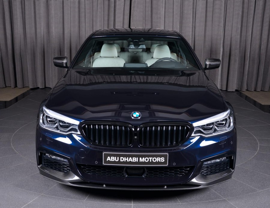 BMW 5 g30 черный карбон