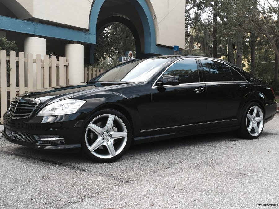 Mercedes Benz s550 AMG w221