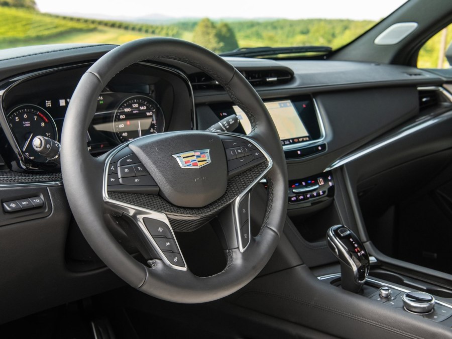 Cadillac xt5 2020 салон