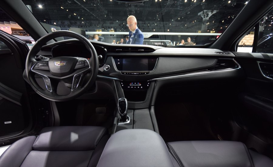 Cadillac xt5 2020 интерьер