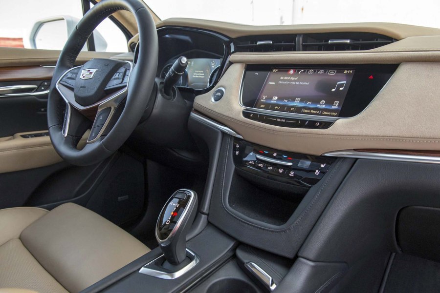 Cadillac xt5 2017 салон