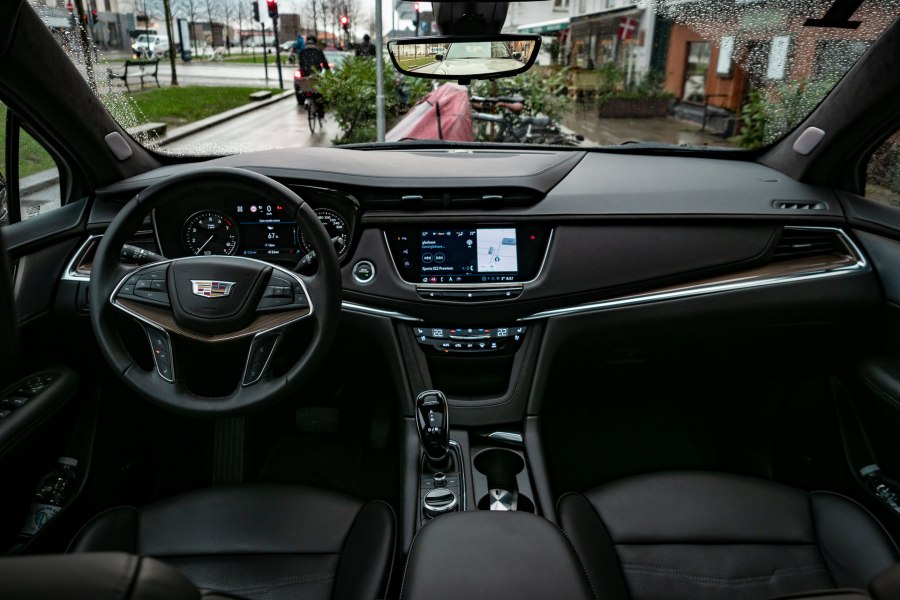 Cadillac xt5 2020 салон