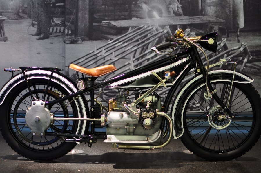 BMW r32