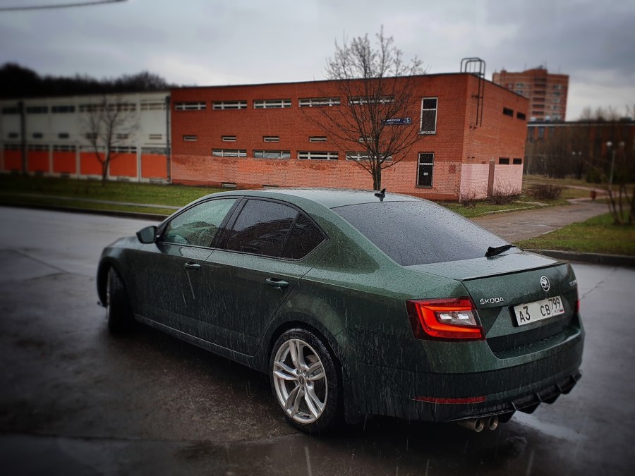 Skoda Octavia a7 Emerald Green