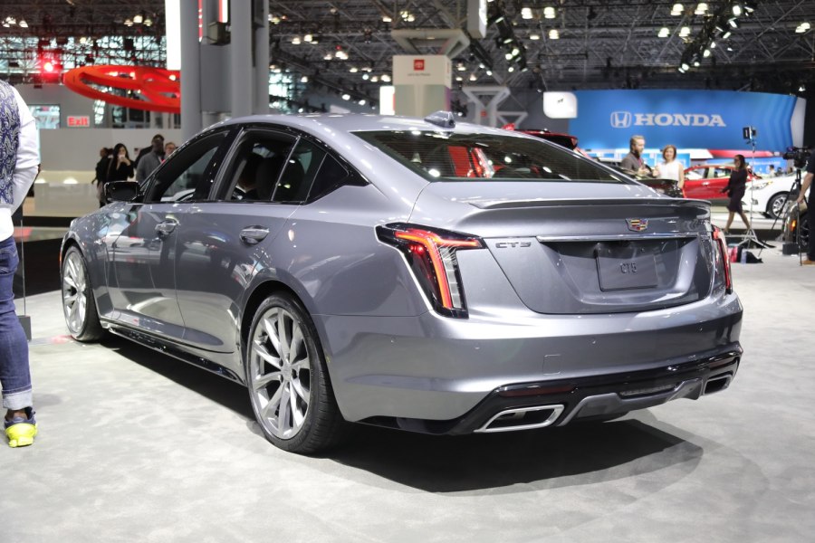 Кадиллак ct5