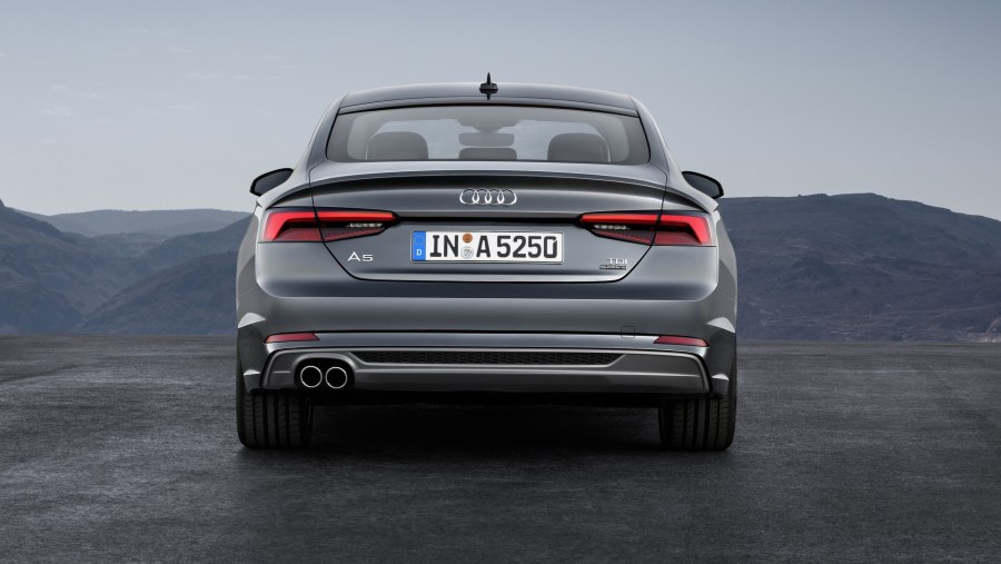 Audi a5 Sportback 2020 сзади