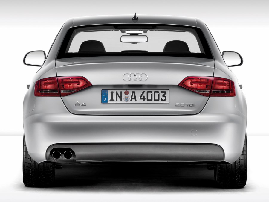 Audi a4 2012 сзади