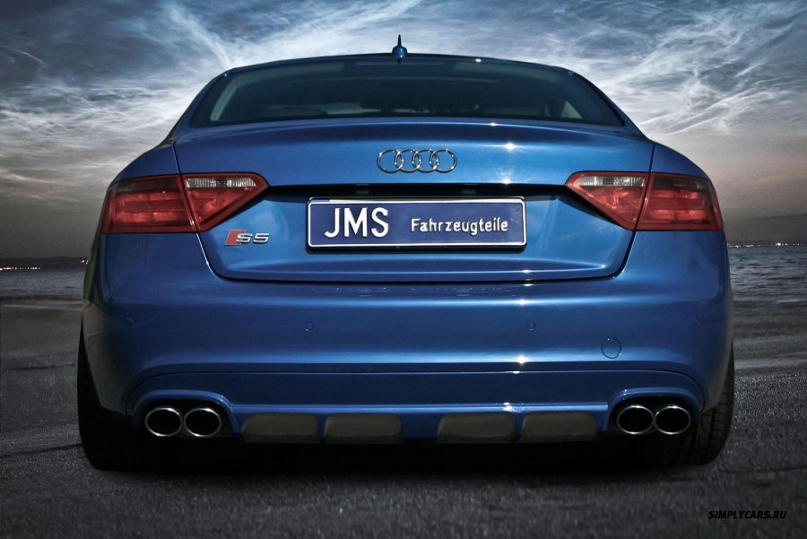 Audi s5 8t сзади