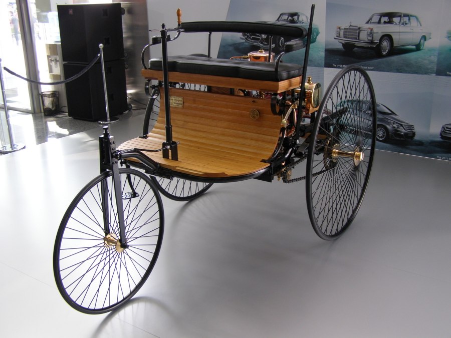 Автомобиль Карл Бенц 1885