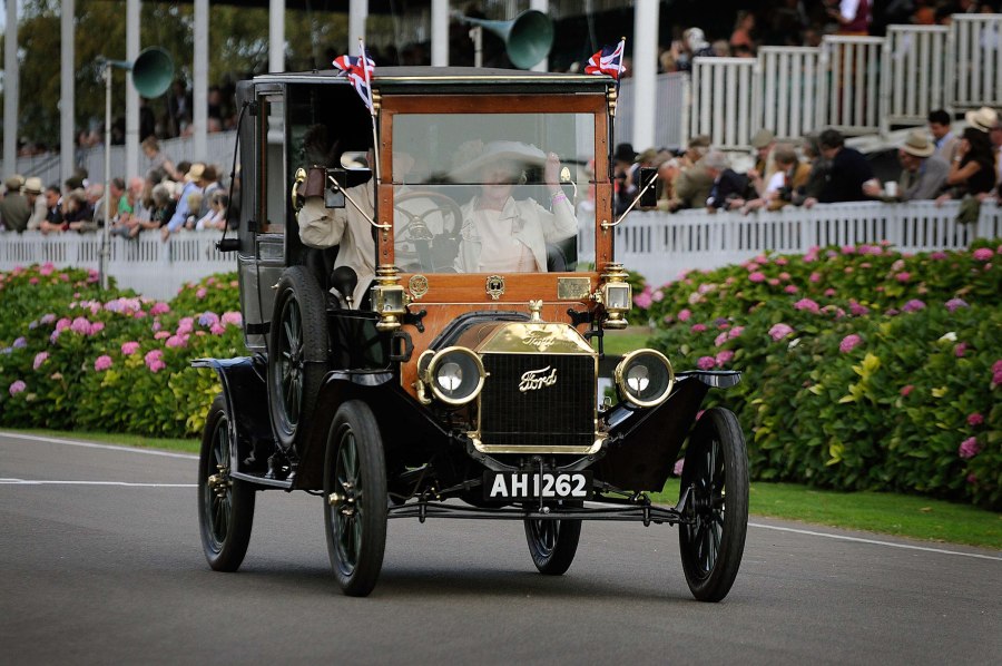 Mercedes Benz 1913