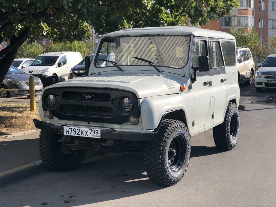 УАЗ Hunter r22