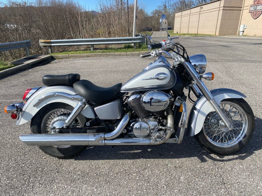 Honda Shadow 750 Black