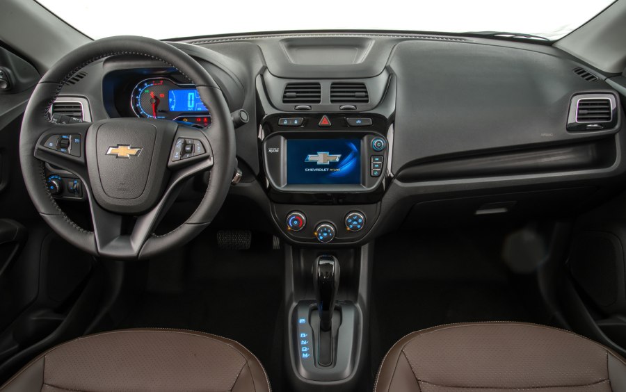 Chevrolet Aveo 2012 седан салон